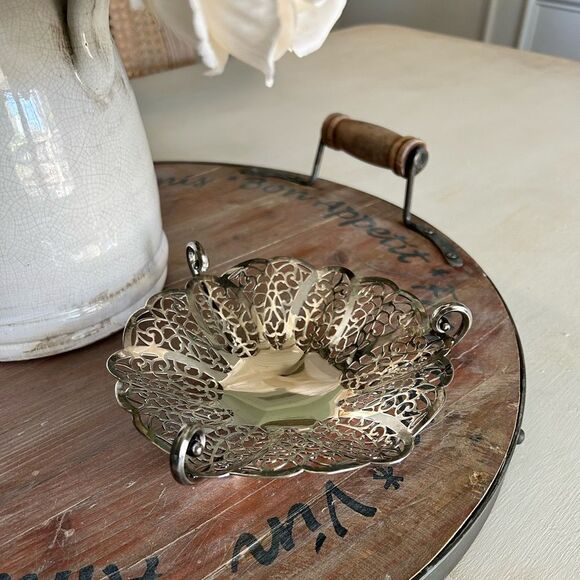 WM Rogers International Silver Vintage Filigree Small Footed Decorative Dish - Picture 1 of 7